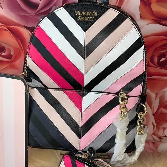 Victoria’s Secret Mini Chevron Stripe Backpack, Wallet & Keychain Set - Picture 12 of 14